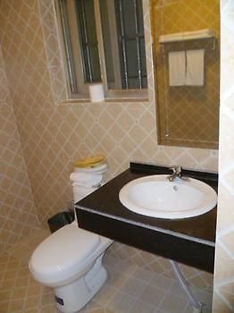 Qinyuan Hostel 揚州 エクステリア 写真
